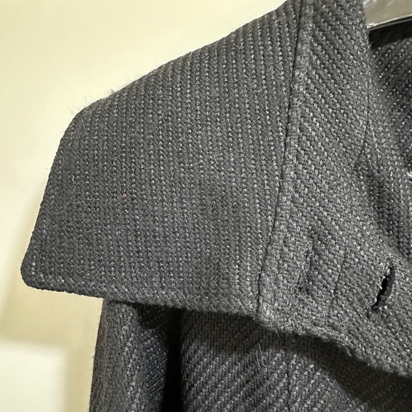 NWOT Stunning Designer Mackage Black Coat in Medium - Picture 8 of 14